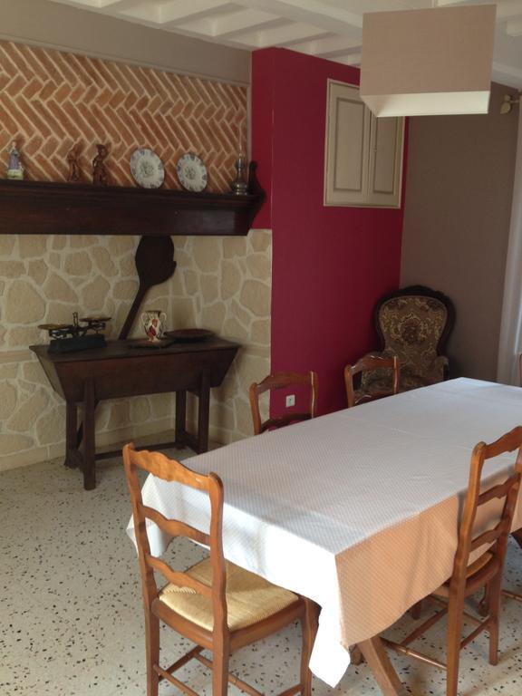 Bed and Breakfast Au Repos Du Roi Maisoncelle Exterior foto