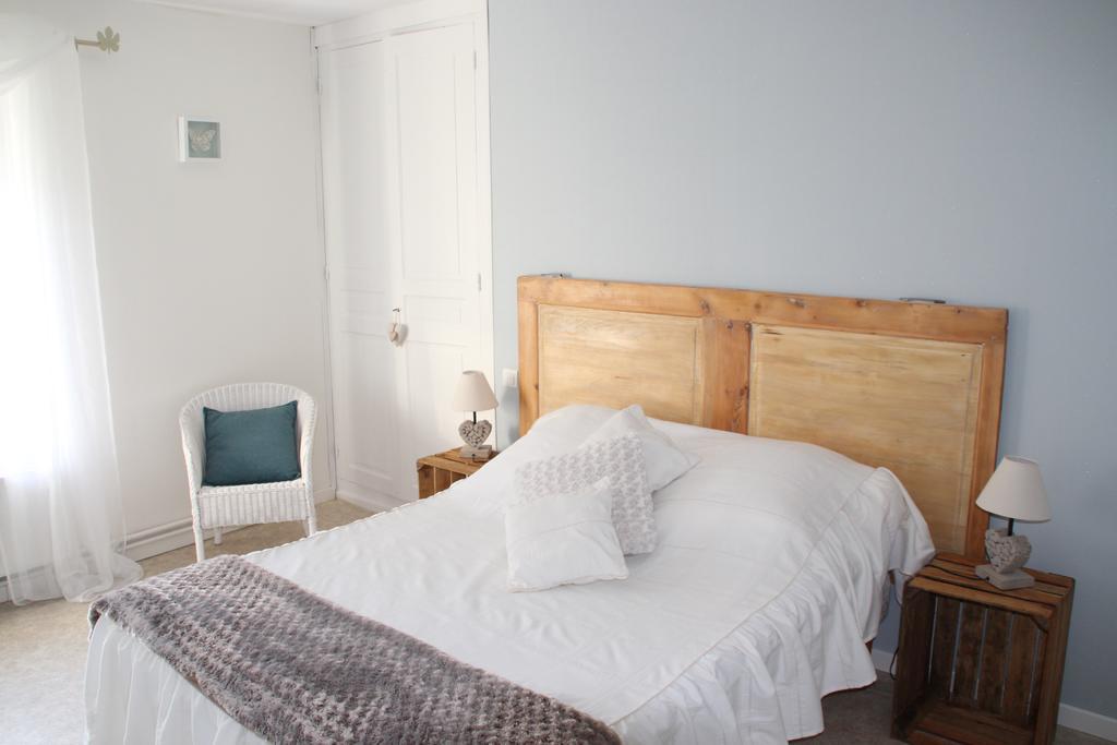 Bed and Breakfast Au Repos Du Roi Maisoncelle Exterior foto